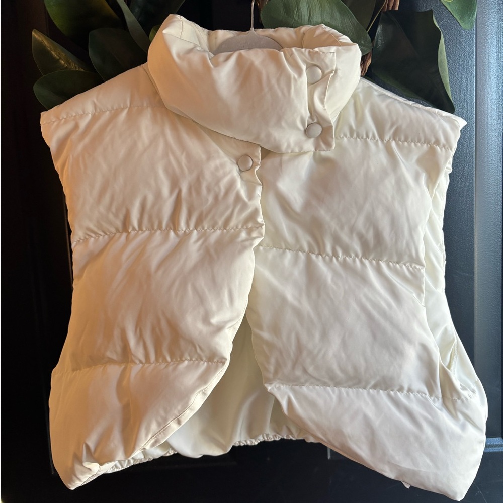 English Factory Off-White Cropped Puffer Vest